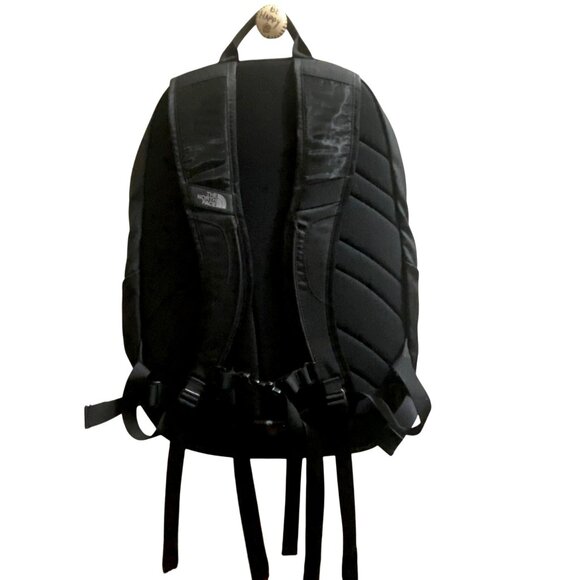 The North Face Vault Black Backpack 27L Unisex Design With Padded Straps & Multi - Picture 2 of 10